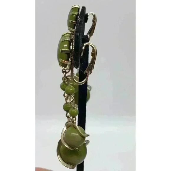 Vintage Green Earring Lucite Plastic Gold Atomic Swirl MCM Mid Century 50s Clip - Picture 3 of 8